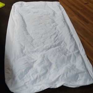 Mattress pad cover, full enclosure